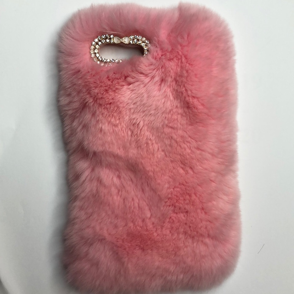 SOFT FLUFFY IPHONE 8 PLUS CASE